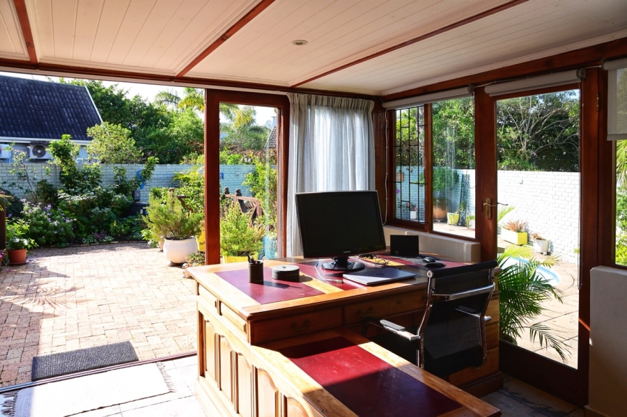 3 Bedroom Property for Sale in Sedgefield Island Village Western Cape